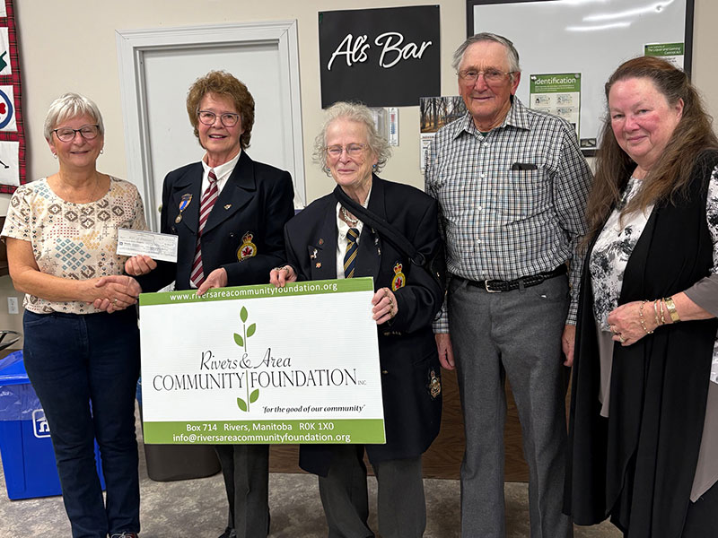 RACF presents their 2024 grant to the Oak River Legion. L-R: Susan Citulsky (Director), Ivy Heapy, Carol Black, Sonny Reid, and Susan Parker